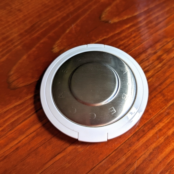 Becca Shimmering Skin Perfector Dreamsicle Highlighter, Peach Golden Tangerine - Picture 5 of 5